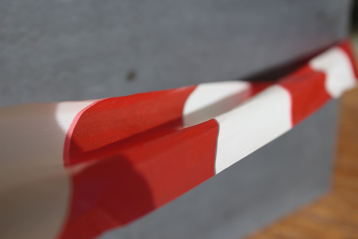 Oft versuchen wir negative Gedanken und Gefühle «wegzuschieben» oder wir kämpfen dagegen an.</br>Indem wir versuchen, negative Gedanken zur Kenntnis zu nehmen und zu akzeptieren verbrauchen wir weniger Kräfte